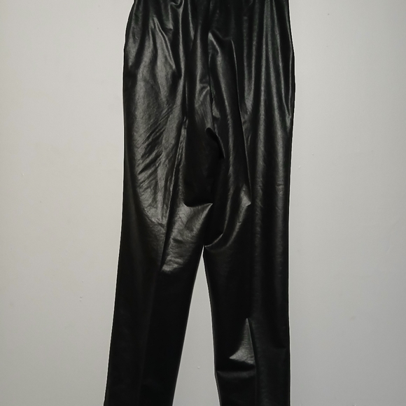 City Girl Ladies Black Dress Pants. Size 16. - Picture 7 of 12